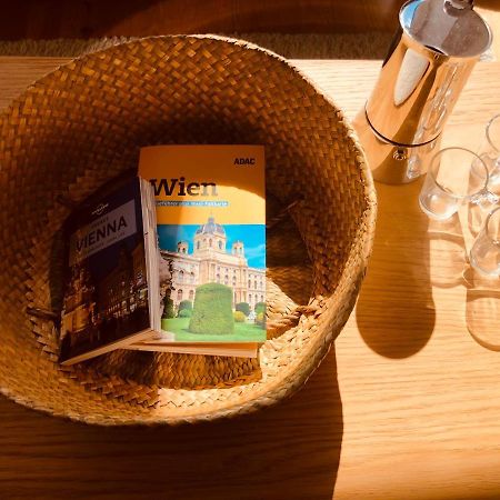 Helle 4 Zimmer Familien-Wohnung Mit Balkon! Schloss Schonbrunn In Gehdistanz Wien Eksteriør billede