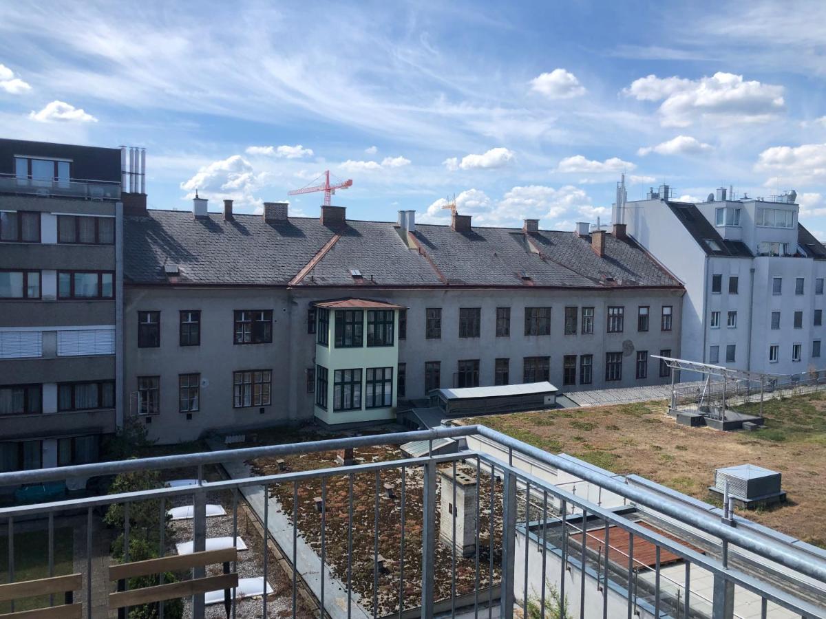 Helle 4 Zimmer Familien-Wohnung Mit Balkon! Schloss Schonbrunn In Gehdistanz Wien Eksteriør billede
