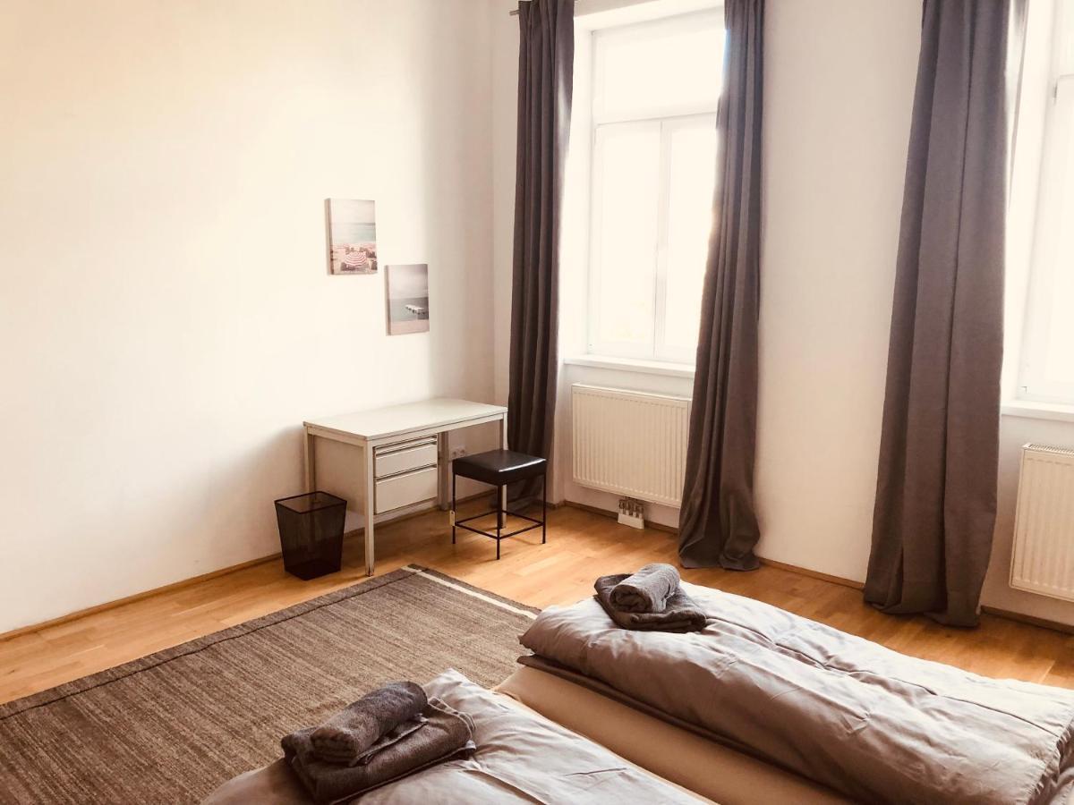 Helle 4 Zimmer Familien-Wohnung Mit Balkon! Schloss Schonbrunn In Gehdistanz Wien Eksteriør billede
