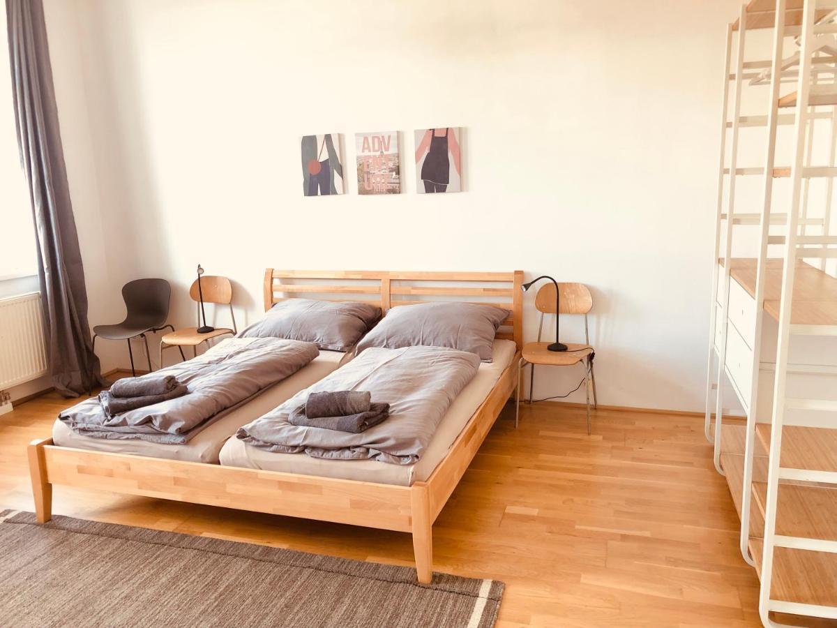 Helle 4 Zimmer Familien-Wohnung Mit Balkon! Schloss Schonbrunn In Gehdistanz Wien Eksteriør billede